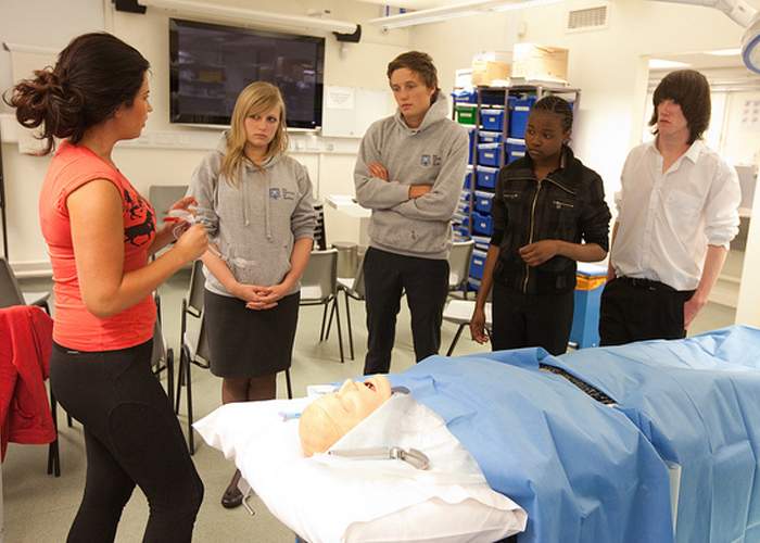 Tom Humphries, middle, on the SOAMS scheme at the University of Sheffield